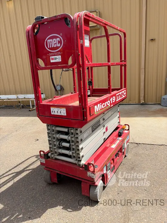 2019 MEC MICRO 19 Scissor Lift