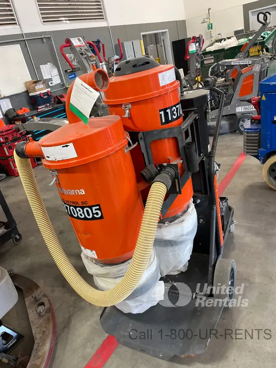 2022 Husqvarna T4000P SC Vacuum