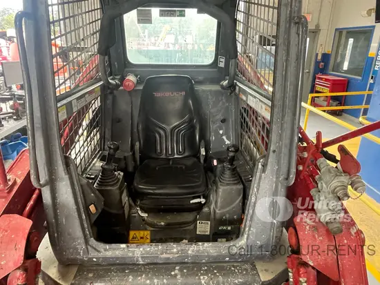 2021 Takeuchi TL8R2R Track Loader