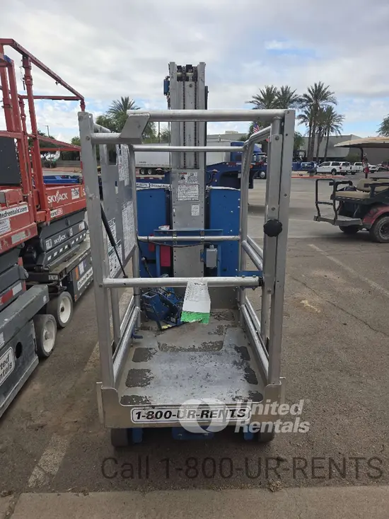 2020 Genie GR-20 Self-Propelled One-Person Lift