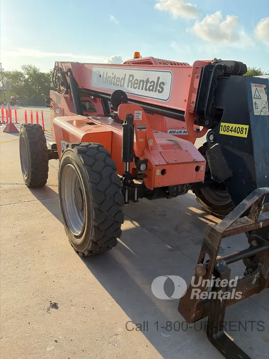 2018 SKYTRAK 6042 Forklift