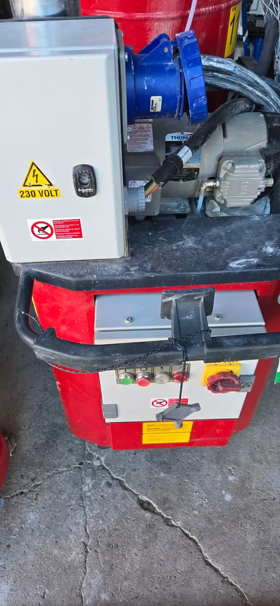 2021 Blastrac BDC-33 Vacuum
