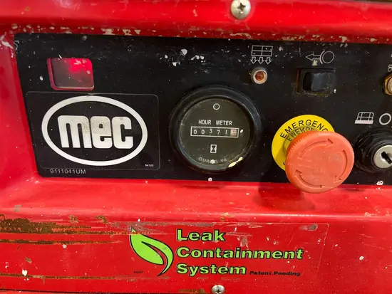 2019 MEC MICRO 19 Scissor Lift