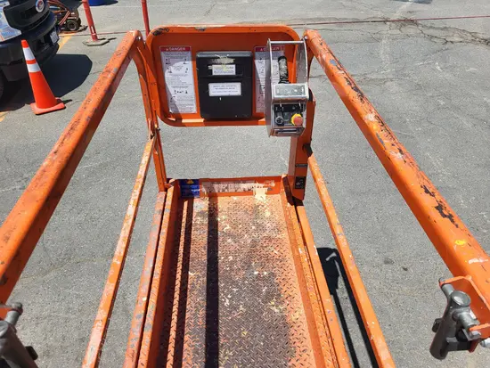 2019 Snorkel S3219E Scissor Lift