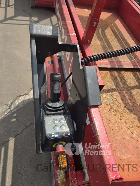 2019 MEC MICRO 19 Scissor Lift