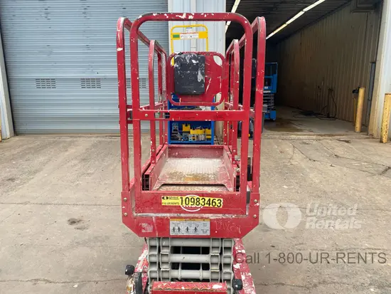 2019 MEC MICRO 19 Scissor Lift