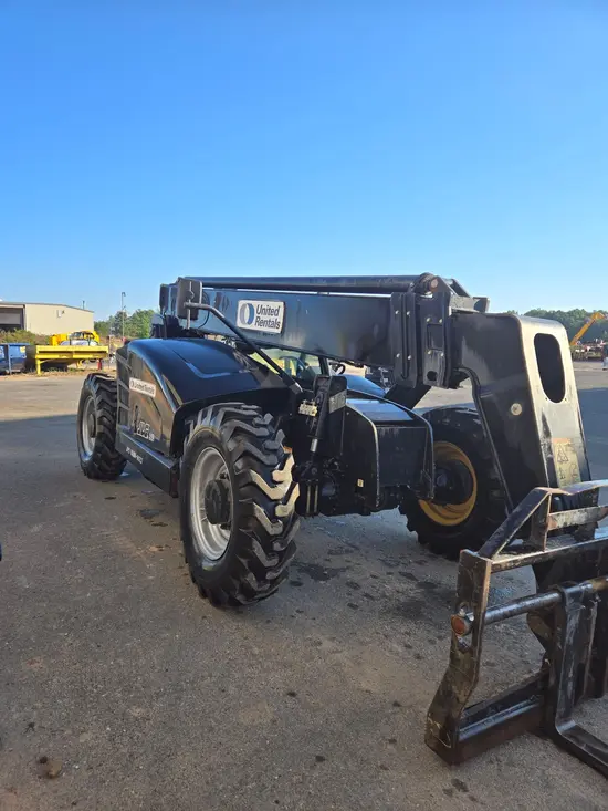 2018 JLG 943 Forklift