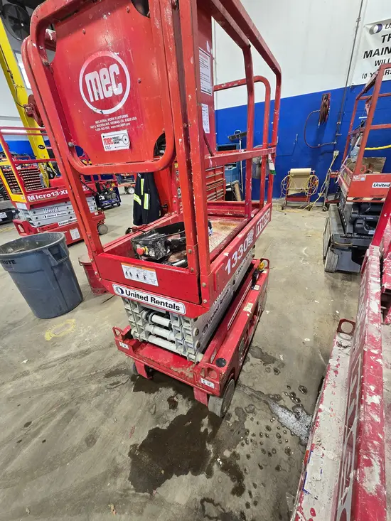 2018 MEC 1330SE Scissor Lift