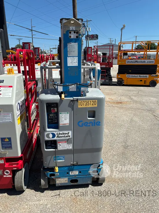 2018 Genie GR-20 Self-Propelled One-Person Lift