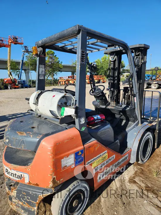2020 Toyota 8FGU25 Warehouse Forklift