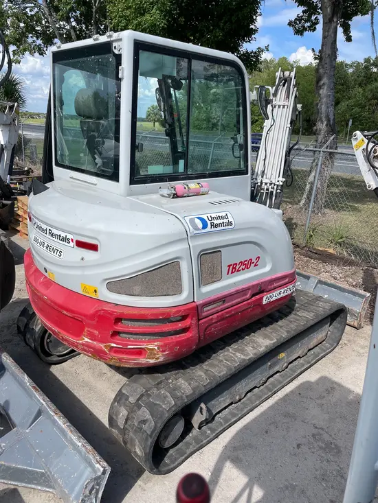2022 Takeuchi TB250-2CR Mini Excavator