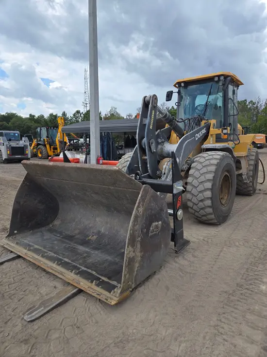 2022 John Deere 544P Wheel Loader