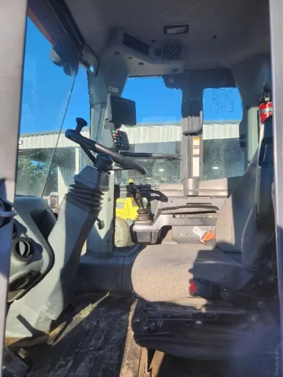2019 John Deere 624L Wheel Loader