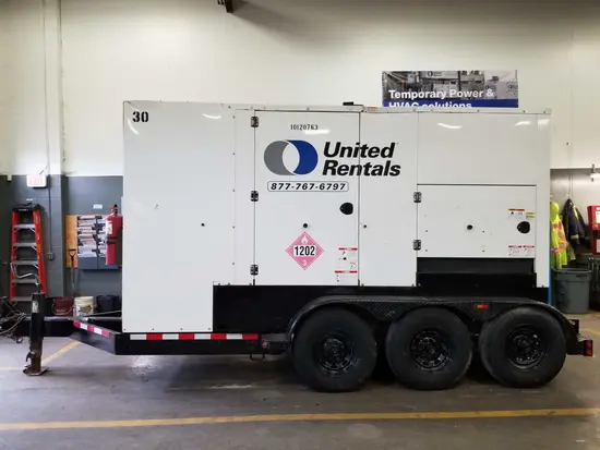 2013 Cummins C300 600V Diesel Generator