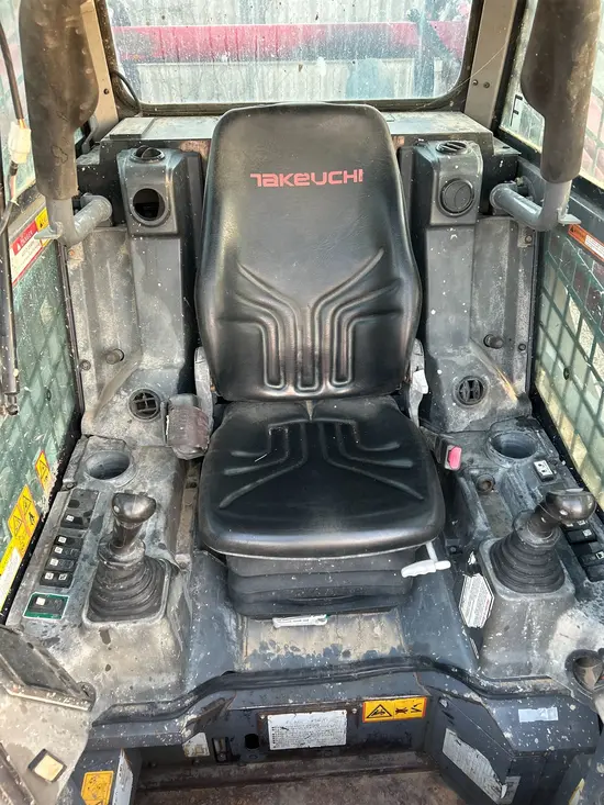 2019 Takeuchi TL12V2-CR Track Loader