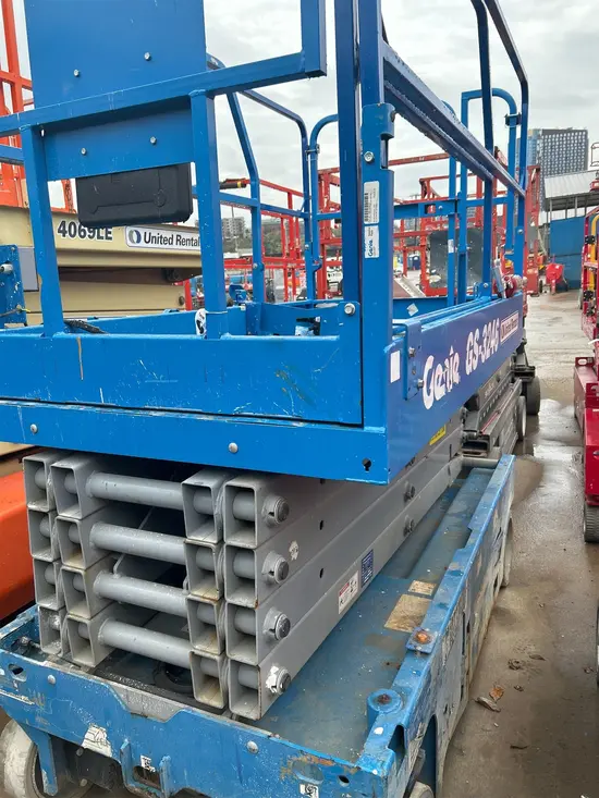 2018 Genie GS-3246 Scissor Lift