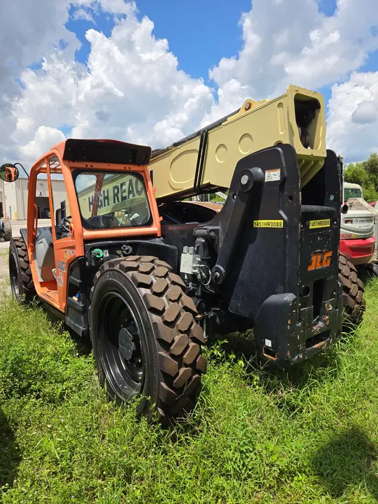 2017 JLG 642 Forklift