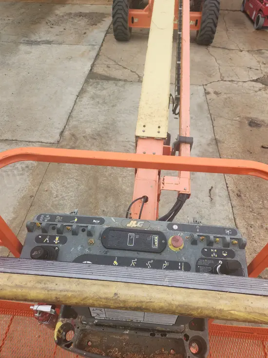 2017 JLG 800S Boom Lift