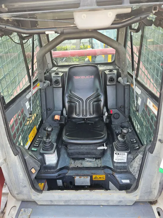 2020 Takeuchi TL12V2-CR Track Loader