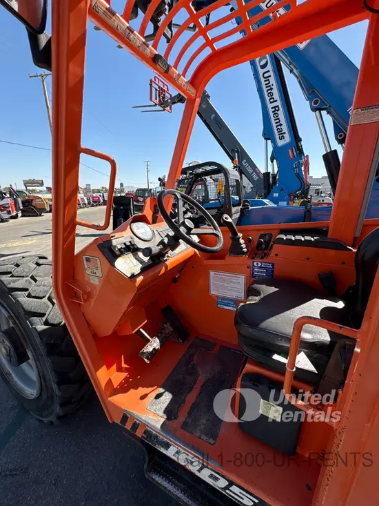 2018 SKYTRAK 10054 Forklift