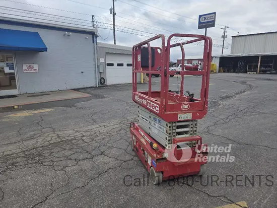 2019 MEC MICRO 19 Scissor Lift