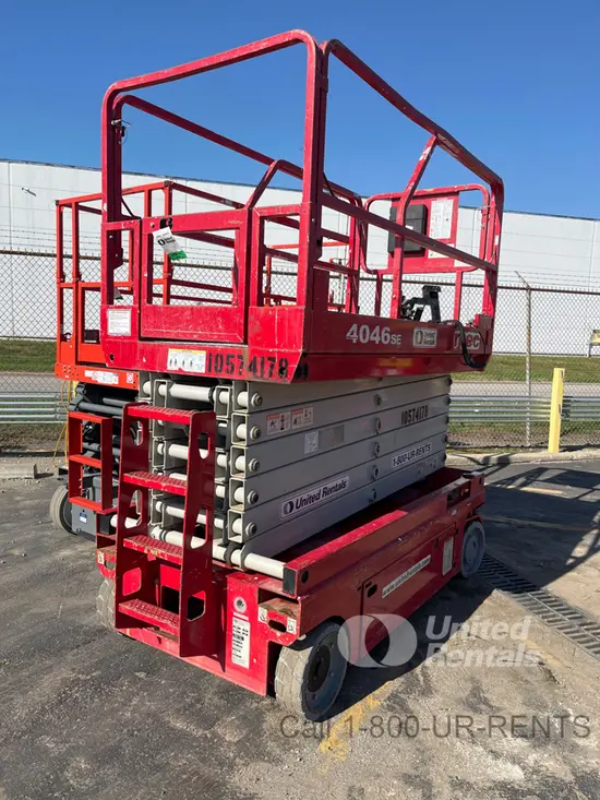 2017 MEC 4046SE Scissor Lift