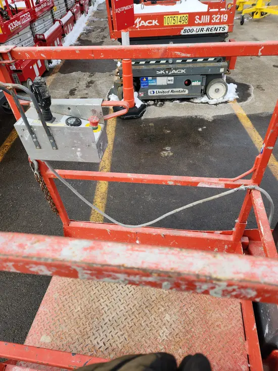 2018 Skyjack SJ12 Self-Propelled One-Person Lift