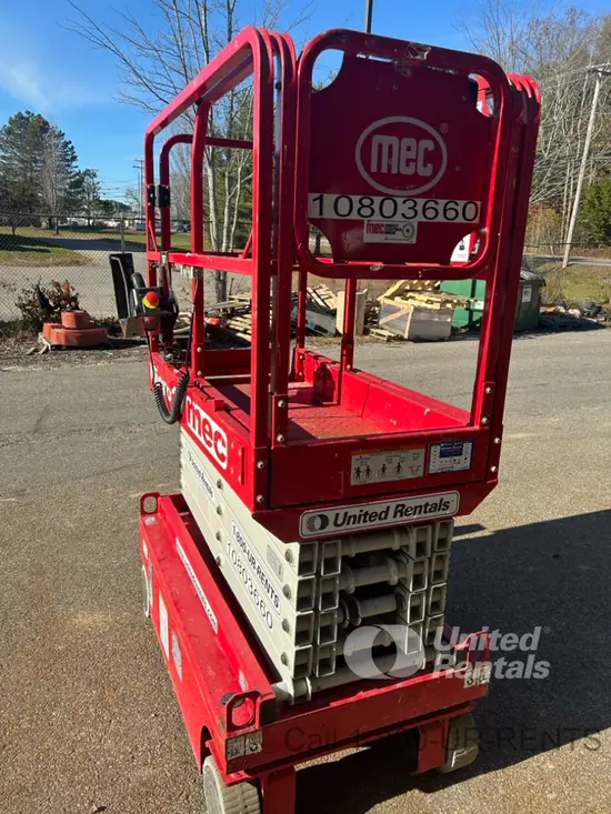 2018 MEC MICRO 19 Scissor Lift