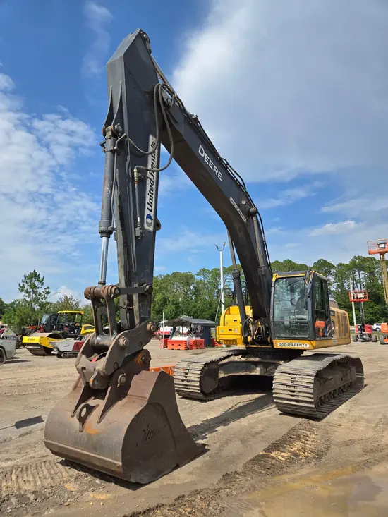 2021 John Deere 350G Excavator