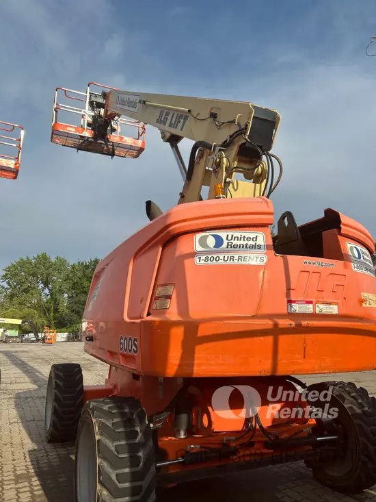 2017 JLG 600S Boom Lift