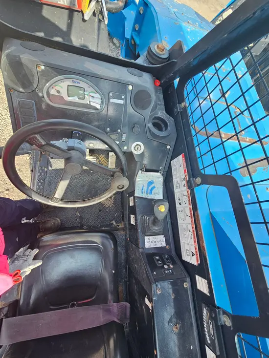 2016 Genie GTH-1056 Forklift