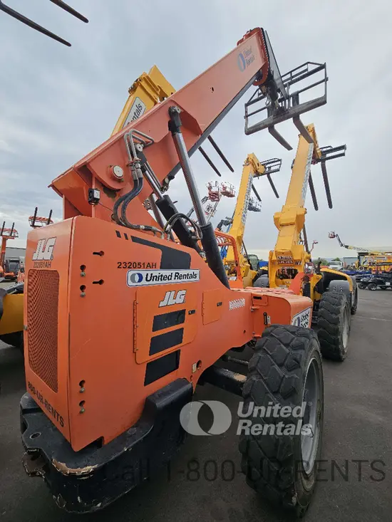 2019 SKYTRAK 8042 Forklift