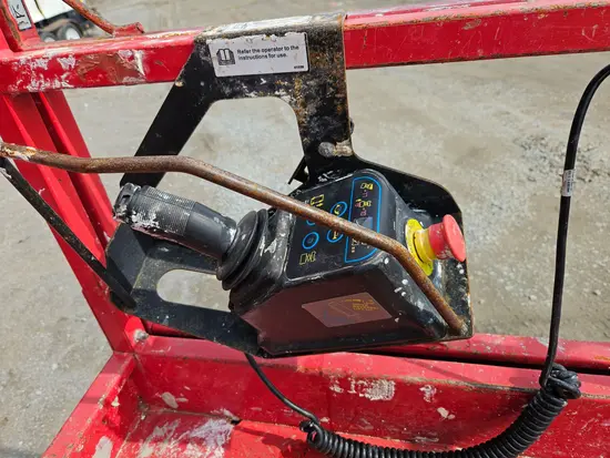 2019 MEC MICRO 19 Scissor Lift