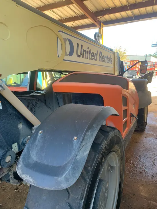 2019 JLG 1055 Forklift