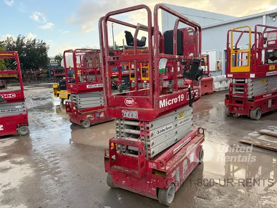 2018 MEC MICRO 19 Scissor Lift