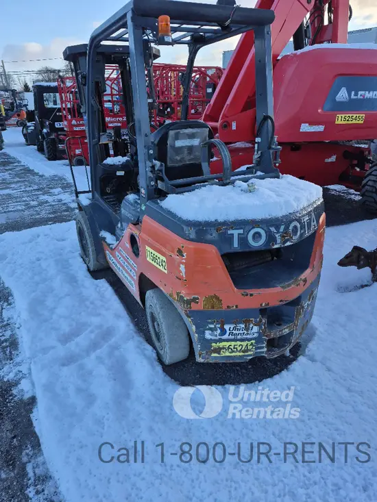 2022 Toyota 8FGU30 Warehouse Forklift