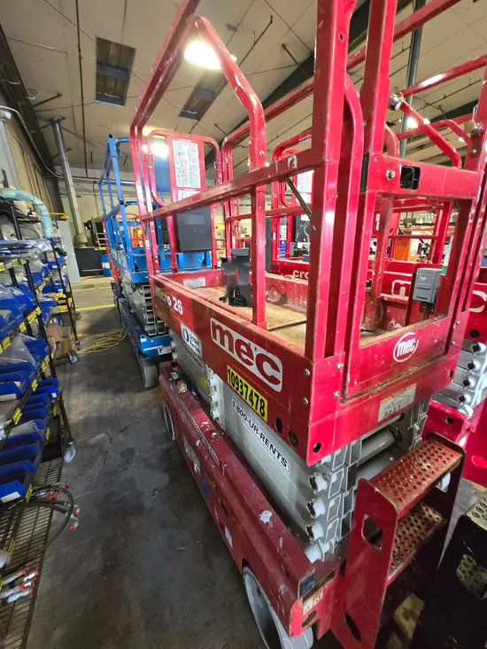 2019 MEC MICRO 26 Scissor Lift