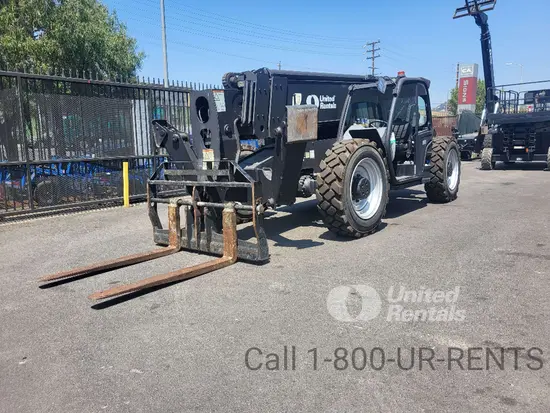 2019 JLG 1255 Forklift