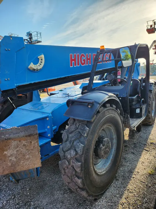 2018 Genie GTH-1056 Forklift