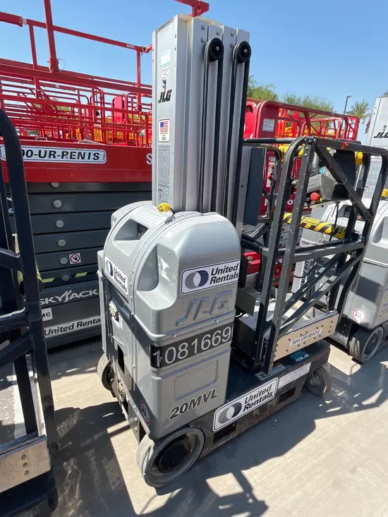 2018 JLG 20MVL Self-Propelled One-Person Lift