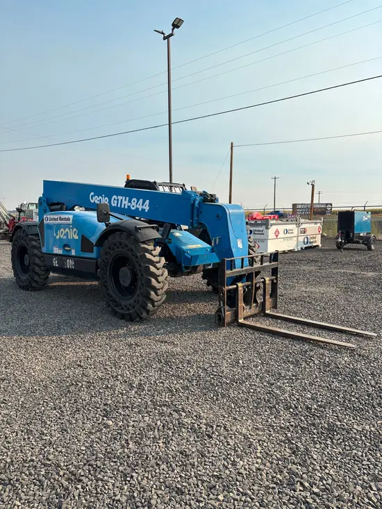 2018 Genie GTH-844 Forklift