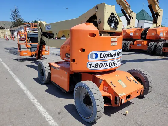 2017 JLG E450AJ Articulating Boom Lift