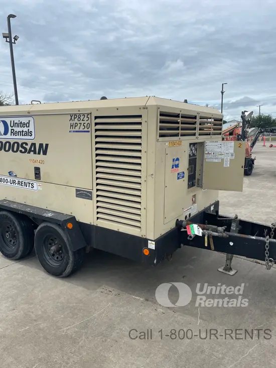 2020 Doosan XP825/HP750WCU Air Compressor