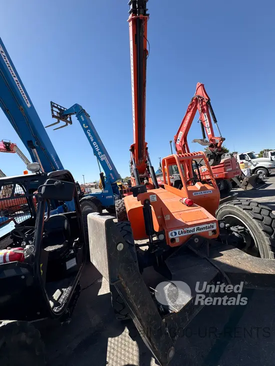 2018 SKYTRAK 10054 Forklift