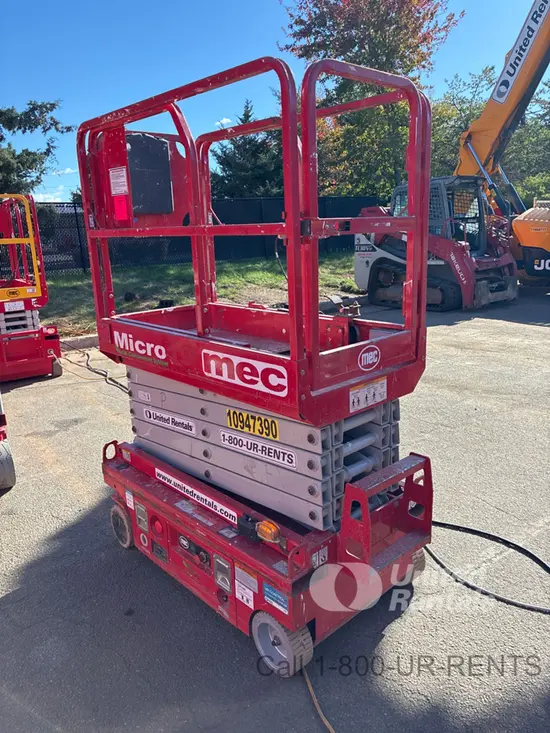 2019 MEC MICRO 19 Scissor Lift