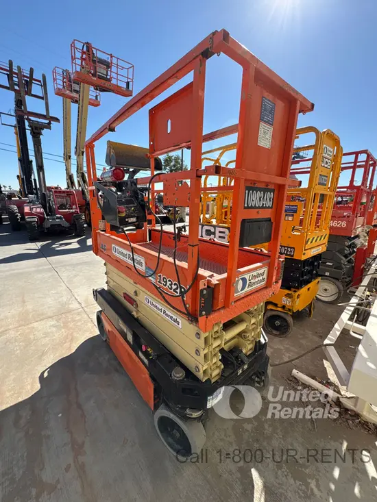 2019 JLG 1932R Scissor Lift