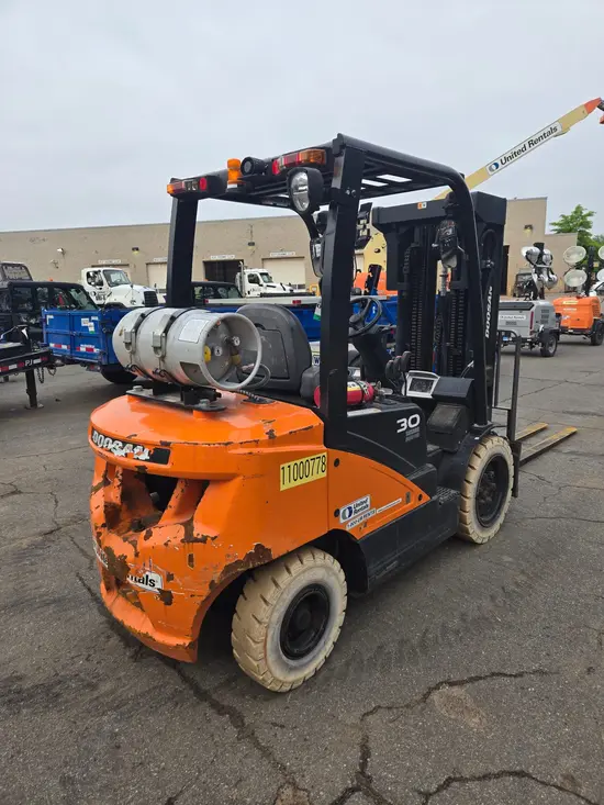 2019 Doosan G30P-7DF Warehouse Forklift