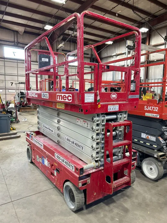 2017 MEC 4046SE Scissor Lift