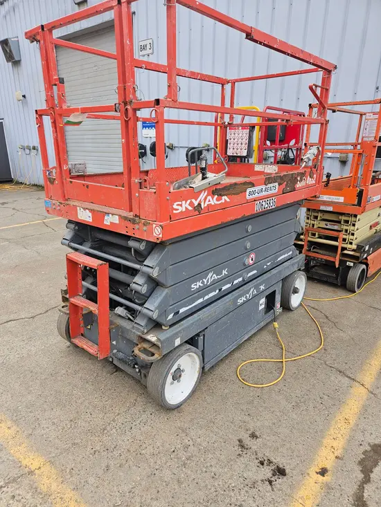 2017 Skyjack SJIII4632 Scissor Lift