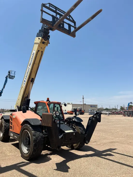 2017 JLG 1055 Forklift